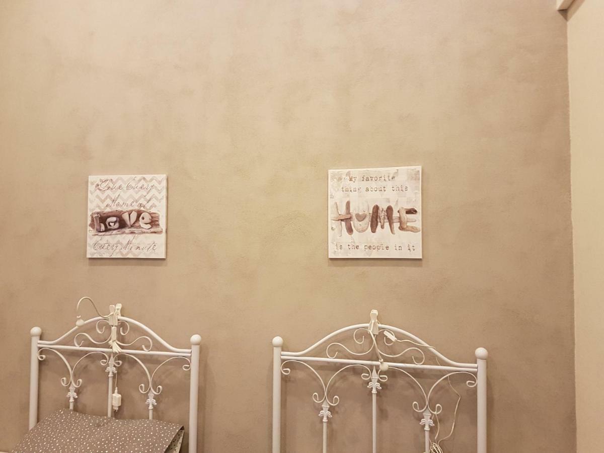 B&B A Maronn Ro'Carmin Napoli Bagian luar foto