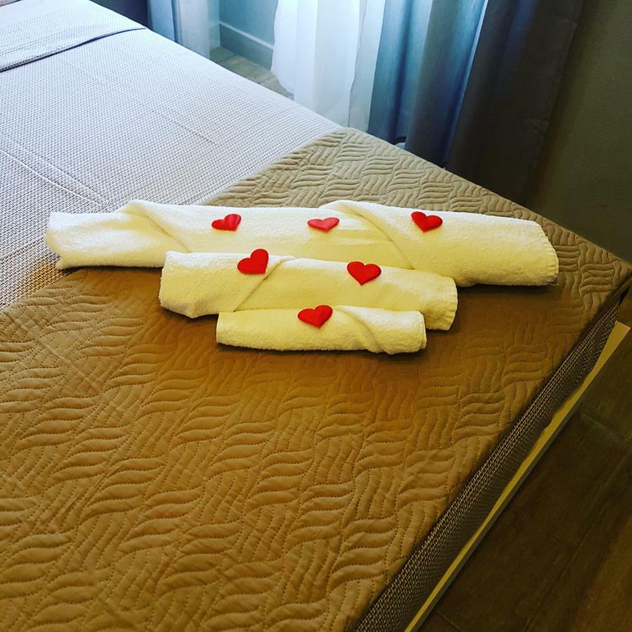 B&B A Maronn Ro'Carmin Napoli Bagian luar foto