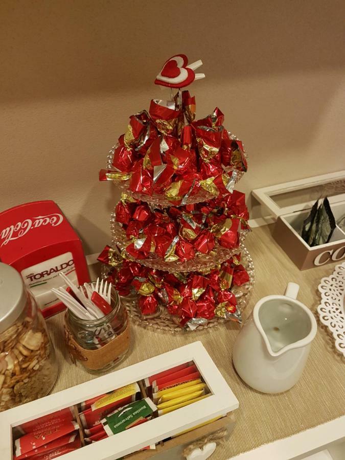 B&B A Maronn Ro'Carmin Napoli Bagian luar foto